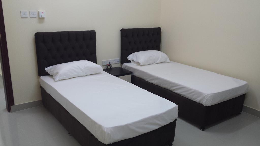 Golden Seasons Furnished Apartment Salalah Habitación foto