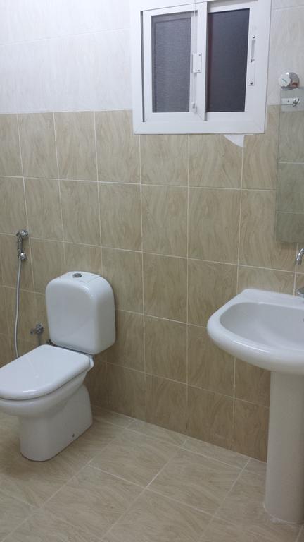 Golden Seasons Furnished Apartment Salalah Habitación foto