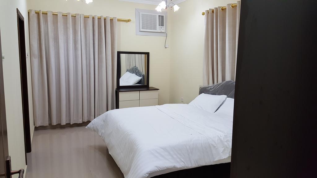 Golden Seasons Furnished Apartment Salalah Exterior foto